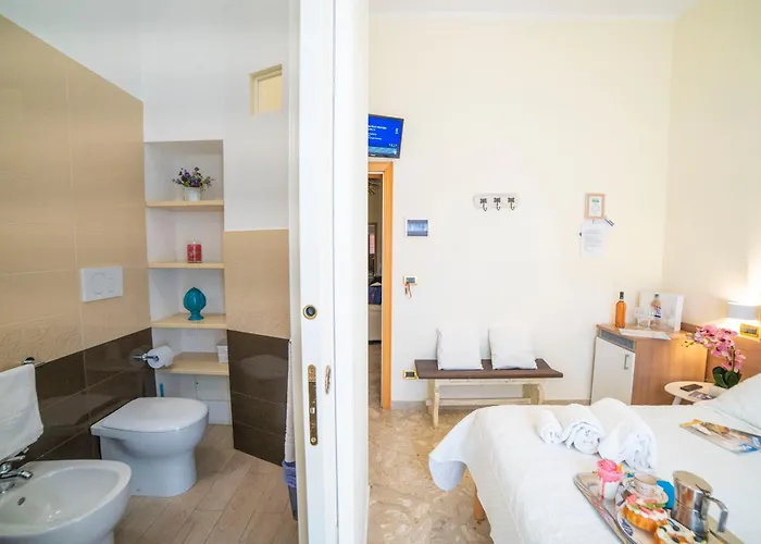 A Due Passi فندق مبيت وإفطار