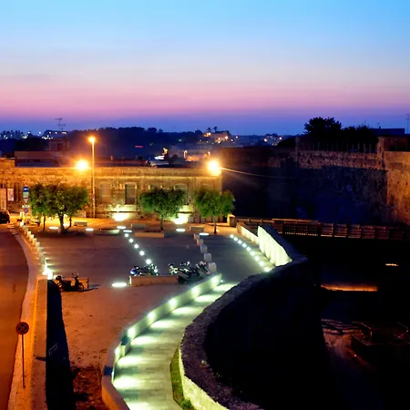 A Due Passi 오트란토