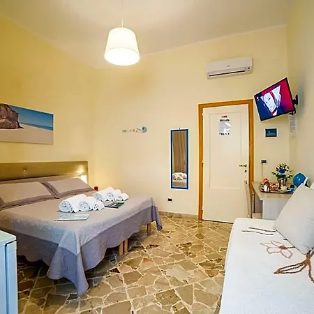 Bed & Breakfast A Due Passi Otranto